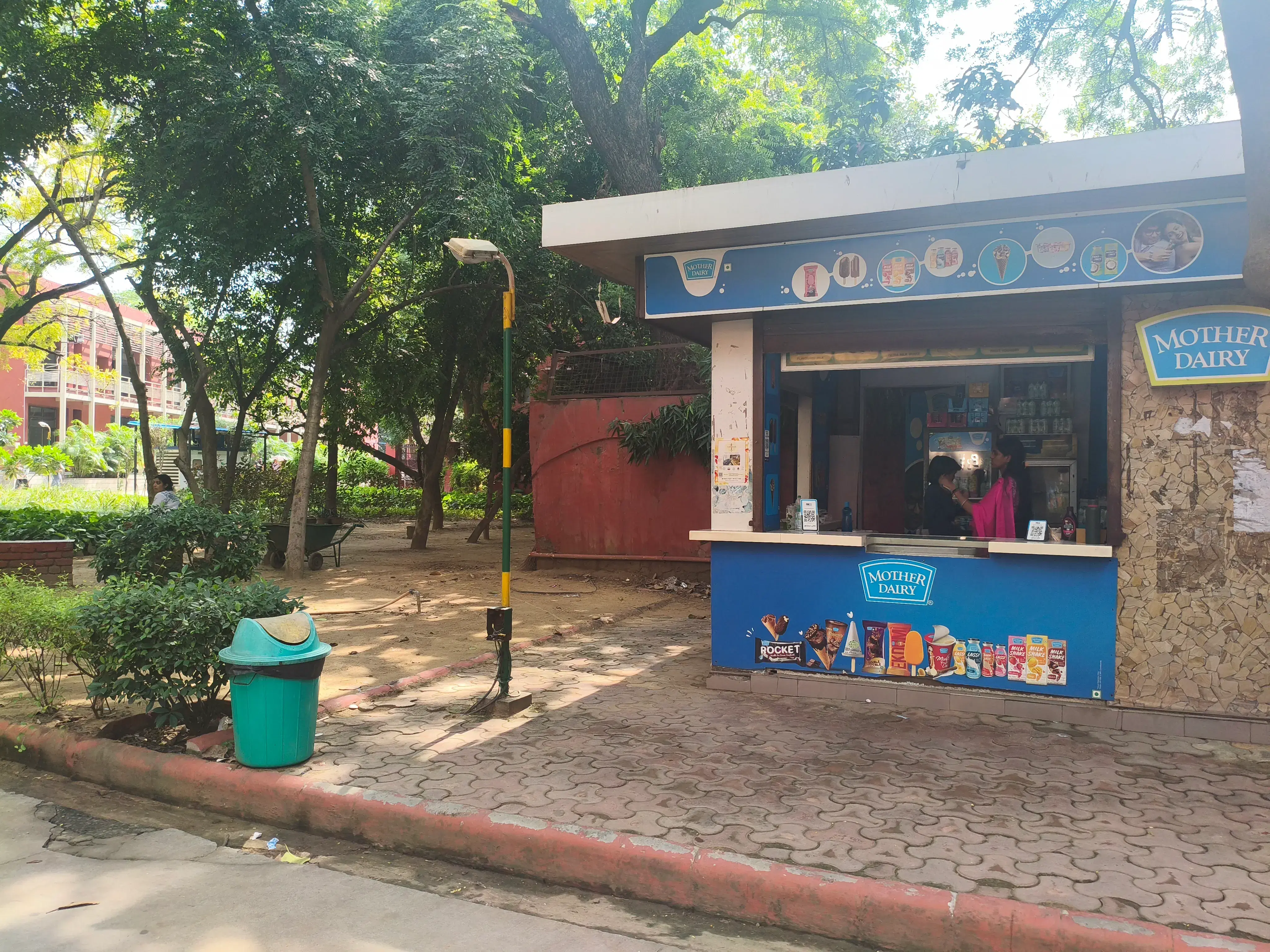 LSR Delhi Academic Building photo 11